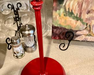 Paper towel holder
