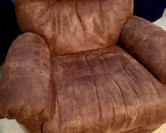 Distressed recliner
