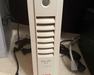 APC Backup UPS 
