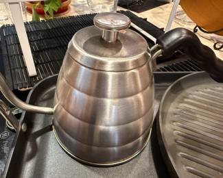 Coffee Gator Gooseneck Kettle 