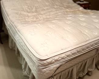 Adjustable  bed frame, SLEEP NUMBER MATTRESS 
