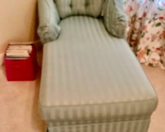 Chaise lounger