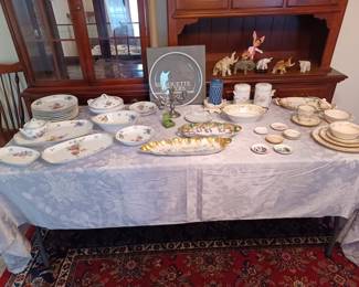 Porcelains and china service  
