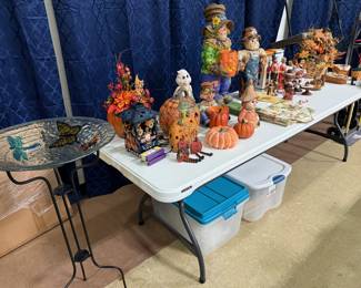 glass & iron bird bath, fall decorations