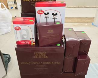 Dept 56 Disney Parks Village