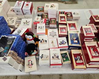 Hallmark Ornaments Frosty Friends