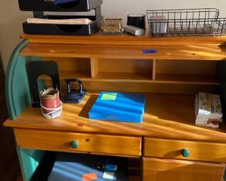 Roll top desk, not vintage