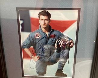 Certified and signed Top Gun, Tom Cruise