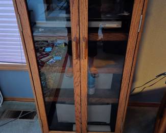 Stereo cabinet