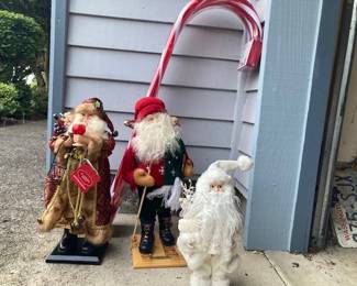 Santa display dolls