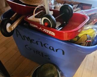 Lots of American girl doll accessories 