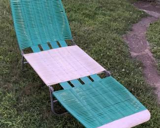 Vintage 1970s lawn chaise - reduced in price