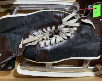 Hockey skates reduced in price