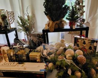 Assortment of Christmas items