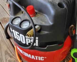 Air compressor