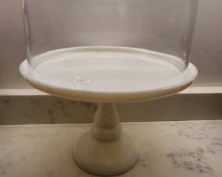 Cake stand with dome lid