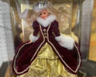 1996 Barbie "Happy Holidays"