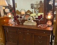 Lexington Dresser w/Mirror