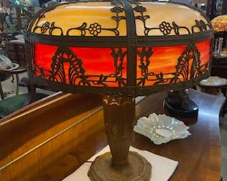Red & Beige Slag Glass Lamp