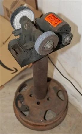 Bench grinder polisher