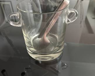 Crystal ice bucket 