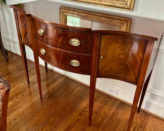 Beautiful Flamed Mahogany Sideboard by Hickory Chair