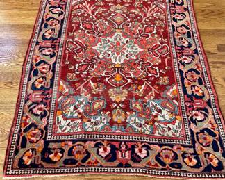 Hand Knotted Persian Heriz Rug