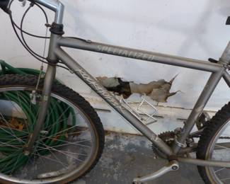 Rockhopper Specialized bike