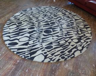 Round Missoni area rug