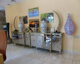 Pair of mirrored cabinets, bric-a-brac
