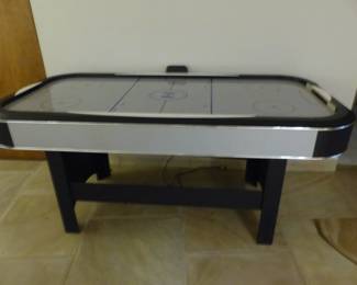 Harvard air hockey table
