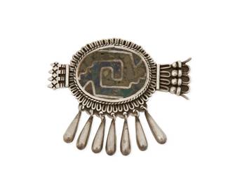 138
A Bernice Goodspeed Mexican silver and stone inlay pendant/brooch
Bernice I. Goodspeed (d. 1971)
Mid-20th century, Taxco, Mexico
Stamped: B / Sterling / Taxco / Eagle 23
A sterling silver Monte Albán-style brooch with multistone-inlay and dangles
2.25" H x 2.75" W
35.7 grams gross
Estimate: $200 - $300