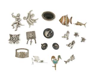 366
A group of Peruvian and Mexican silver and mixed metal jewelry
Mid-20th century
Most variously marked for maker, for country, and for sterling; further variously marked: [Design number]
Fifteen works in silver and mixed metal, some with set stones such as onyx and glazed turquoise ceramic cabochons, by makers including Graziella Laffi, Los Castillo, and Tono/Piedra Negra, featuring eleven brooches, three pairs of earrings, and a small pendant, all designed with various fish, bird, and other figural motifs, 18 pieces
Largest brooch: 3" H; Largest earring: 1.25" H
180.5 grams gross
Estimate: $300 - $500