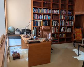 Large library  MCM desk