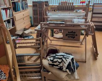 Looms, yarn, tons of craft books 