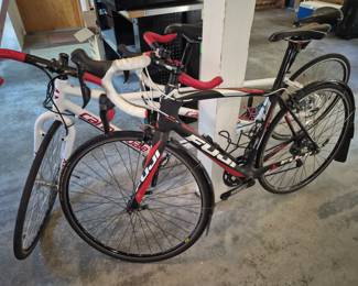 Cannondale Tandem and fuji road bike