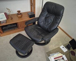 Ekornes Stressless Recliner and  ottoman 