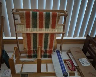 Table top Nilus Leclerc Weaving Looms