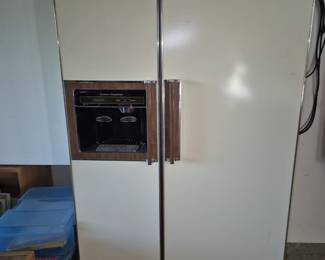 General Electric Side by side refer freezer