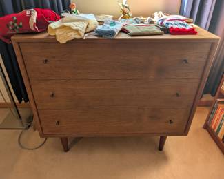 MCM gentleman's dresser