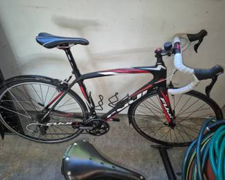  Fuji Gran Fondo road Bike 
