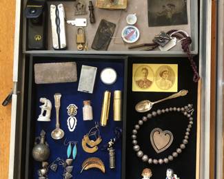 Case items: Leatherman "Blast" tool with case, animal figurines, earrings, heart charm bracelet, British Royalty souvenirs & more