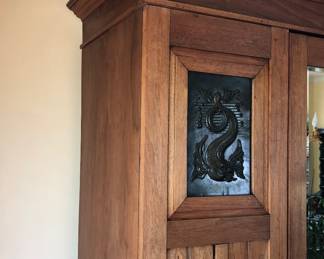 Side view of armoire