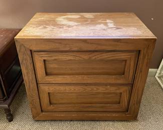 Thomasville Wooden 2 Drawer Nightstand