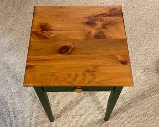 Wooden Country Accent Table W/ 1 Drawer