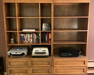 Thomasville Wooden Bookcases Wall Unit