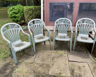 Outdoor Green Plastic Stacking Yard Chairs W/ Roses