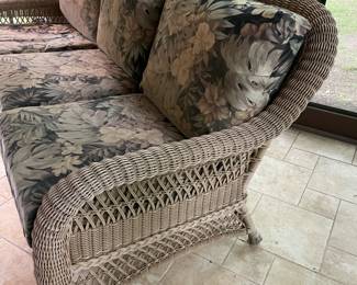 Outdoor Wicker 3 Seat Couch/Sofa W/ Cushions