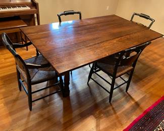 Wood Plank Country Dining Table W/ 4 Black Hitchcock STYLE Chairs