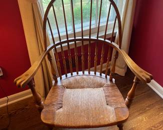 Country Round Wooden Table W/ 2 Arm Chairs Set